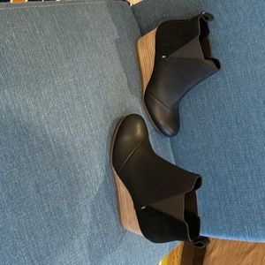 Brand new Toms bootie very comfortable